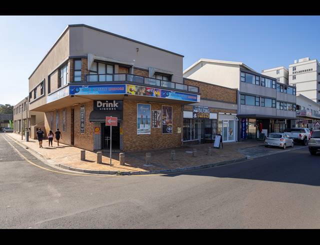 1,225M² BUSINESS FOR SALE IN STRAND CENTRAL